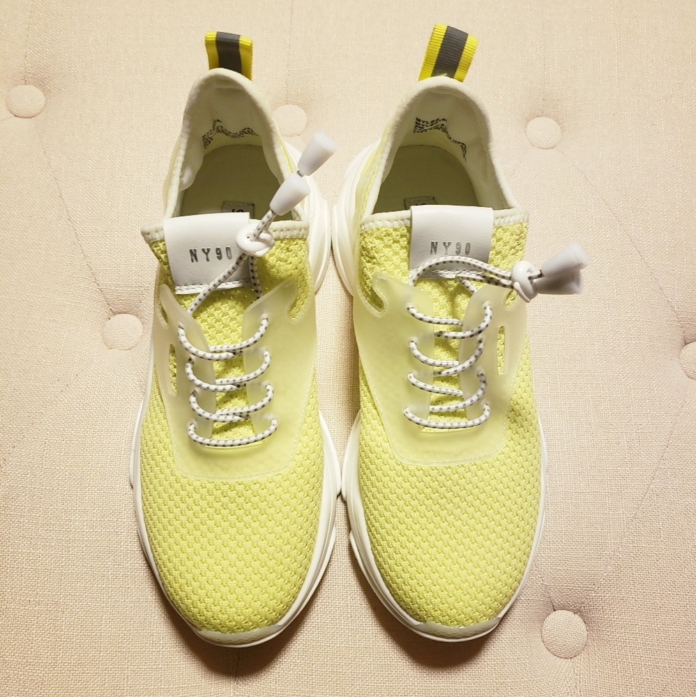 Steve Madden NY90 Myles Knit Sneakers